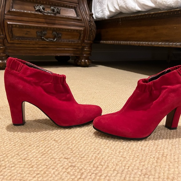 Sam Edelman red suede boots - Picture 2 of 3